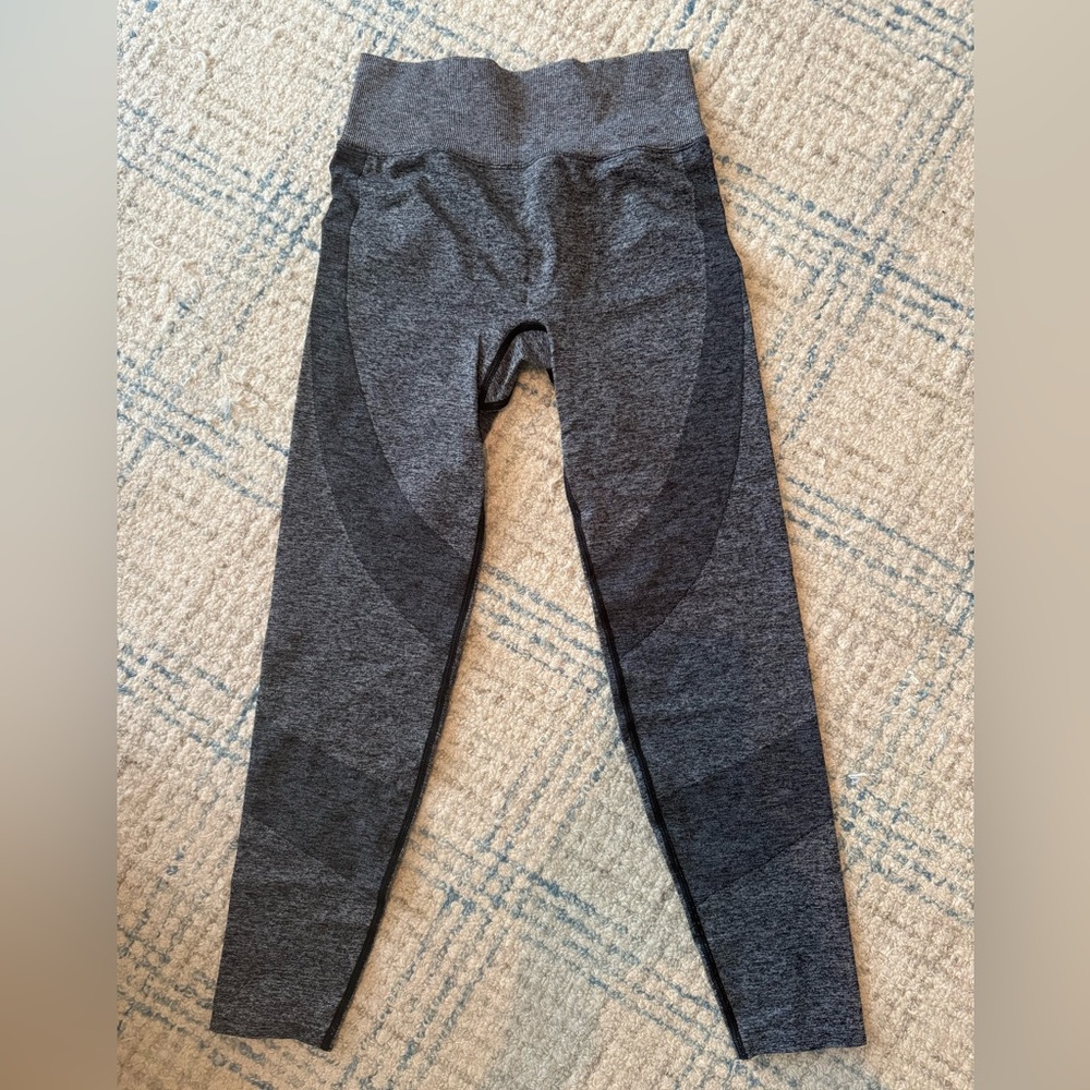 NWT PINK best butt workout legging